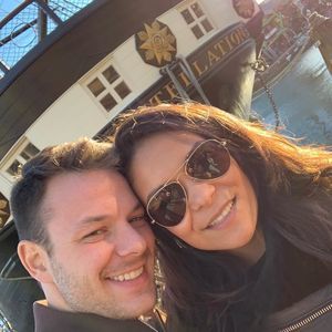 Meet your Posher, Dominique